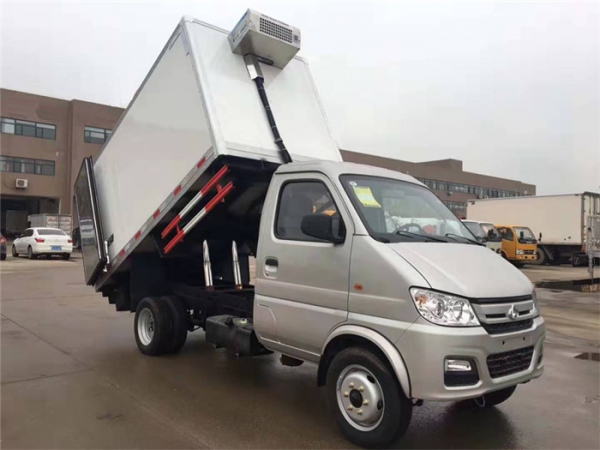 長(zhǎng)安跨越王動(dòng)物無公害處理車