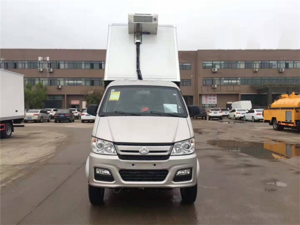 長(zhǎng)安跨越王動(dòng)物無公害處理車